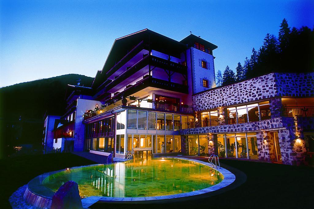 Romantik Hotel Post Welschnofen Buitenkant foto